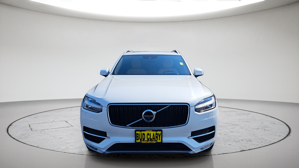 Used 2019 White Volvo T6 Momentum image 8