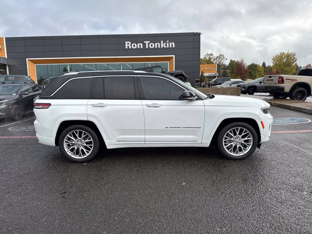 Used 2023 Bright White Clearcoat Jeep Summit 4xe image 11