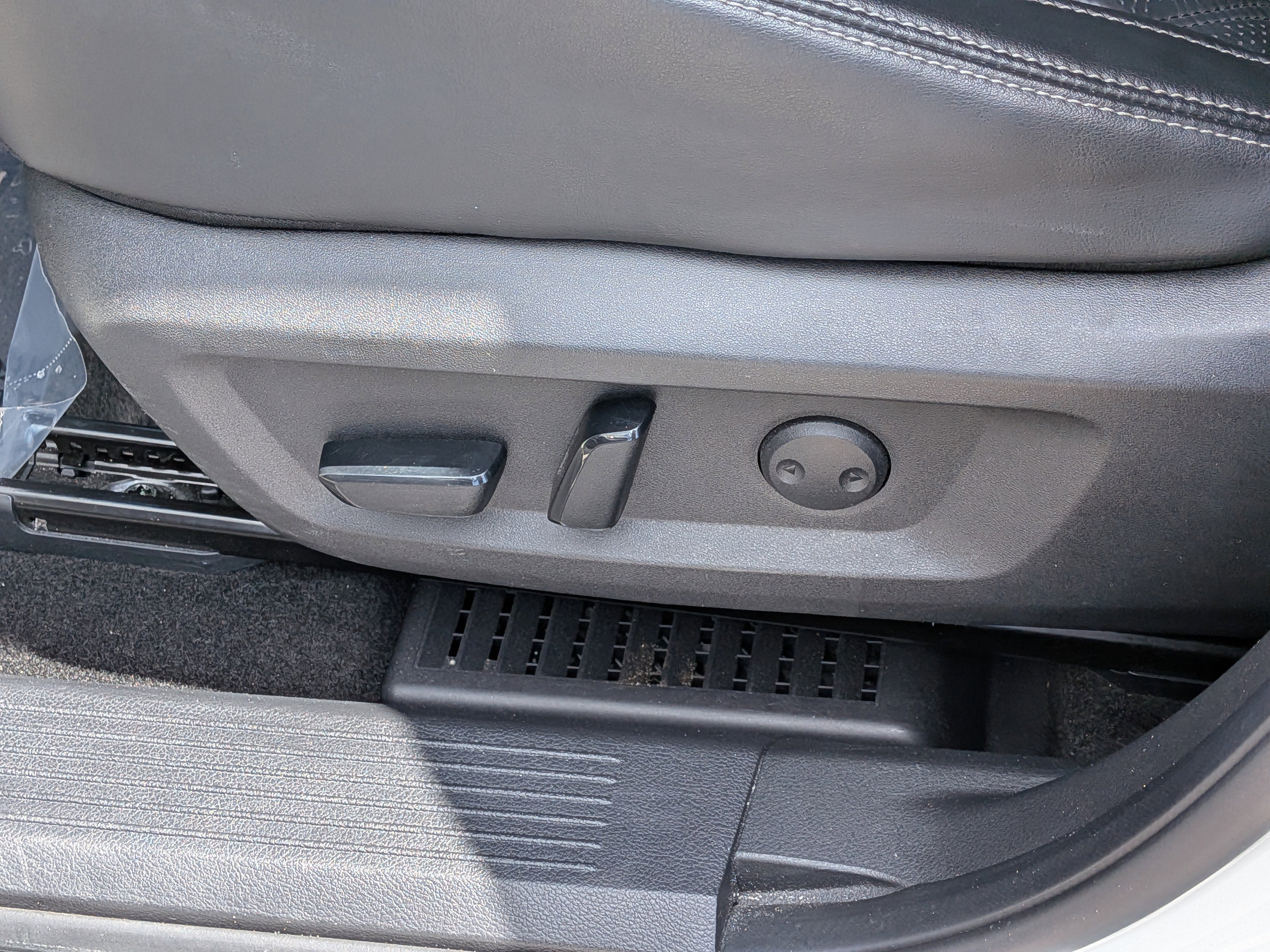 2021 Nissan Rogue Platinum - Photo 22