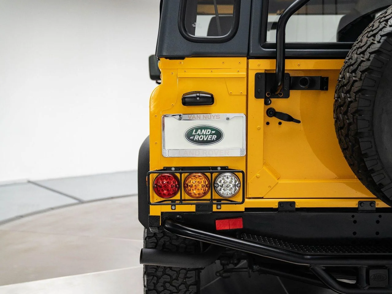 Used 1995 AA YELLOW Land Rover Soft Top image 19