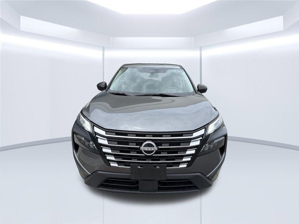Used 2024 Gray Nissan S image 2
