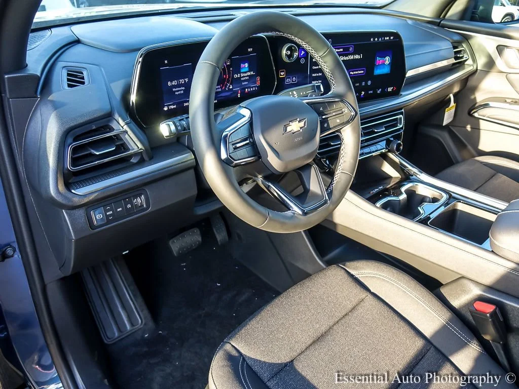 2026 Chevrolet Traverse LT - Photo 11