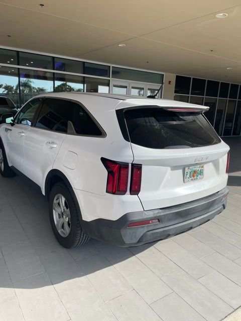 Used 2023 White Kia LX image 4