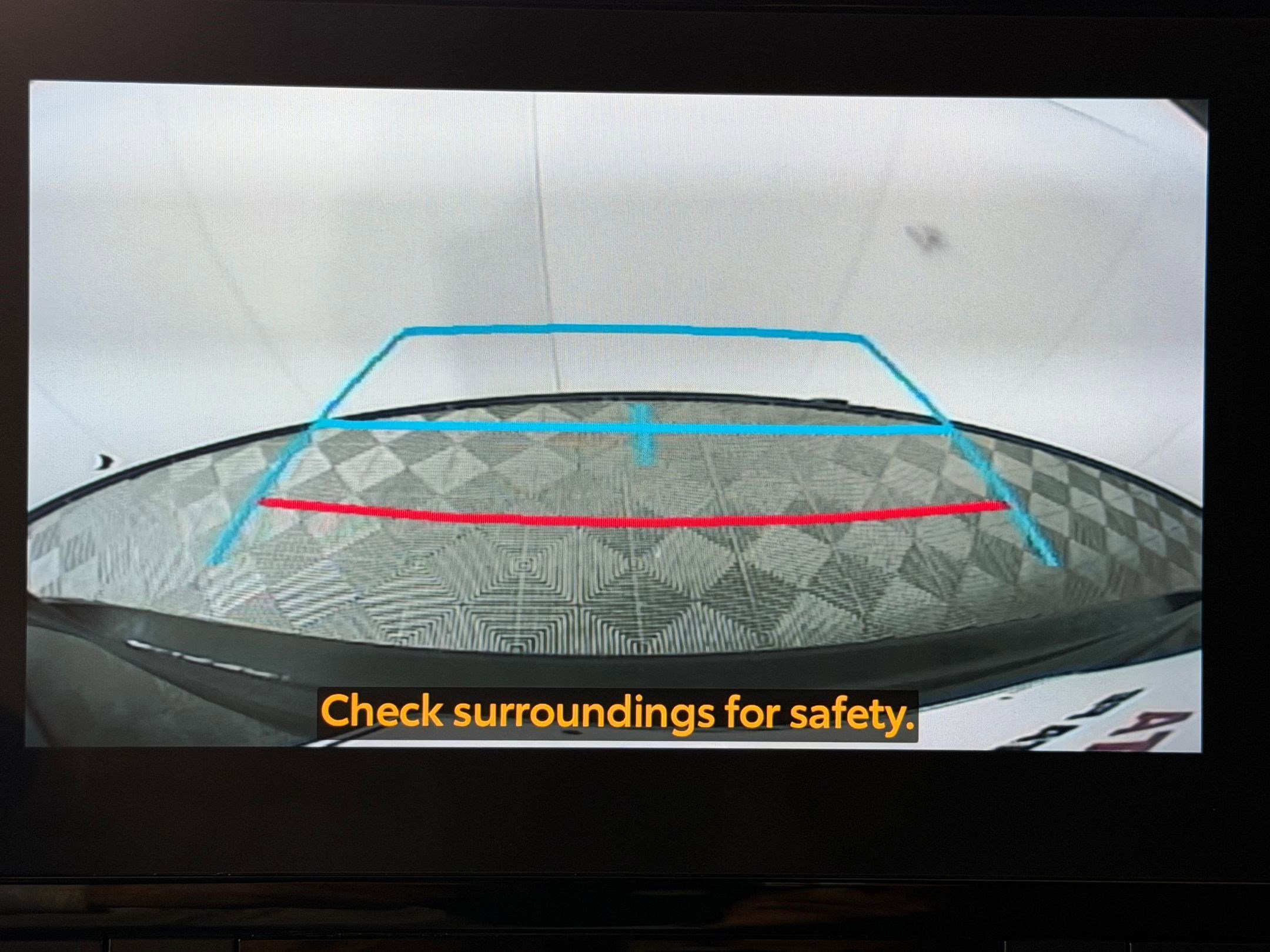 2024 Toyota Highlander LE - Photo 24