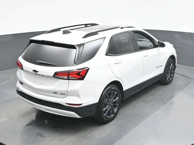 Used 2024 White Chevrolet RS image 17