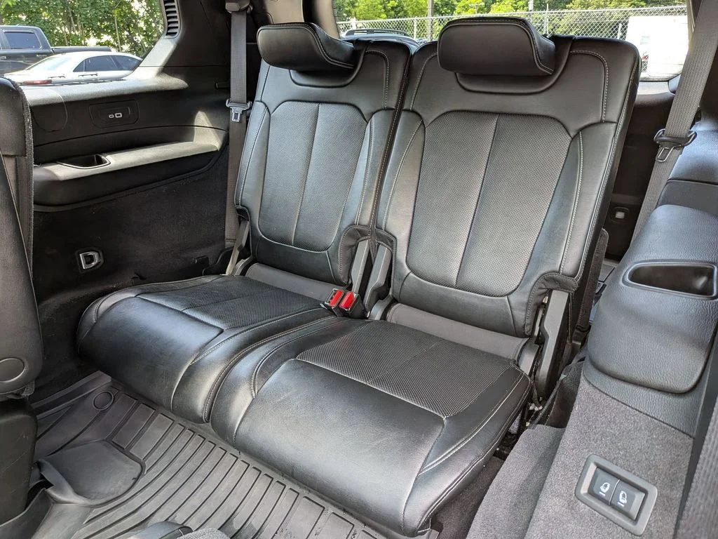Used 2023 Black Jeep Overland image 30