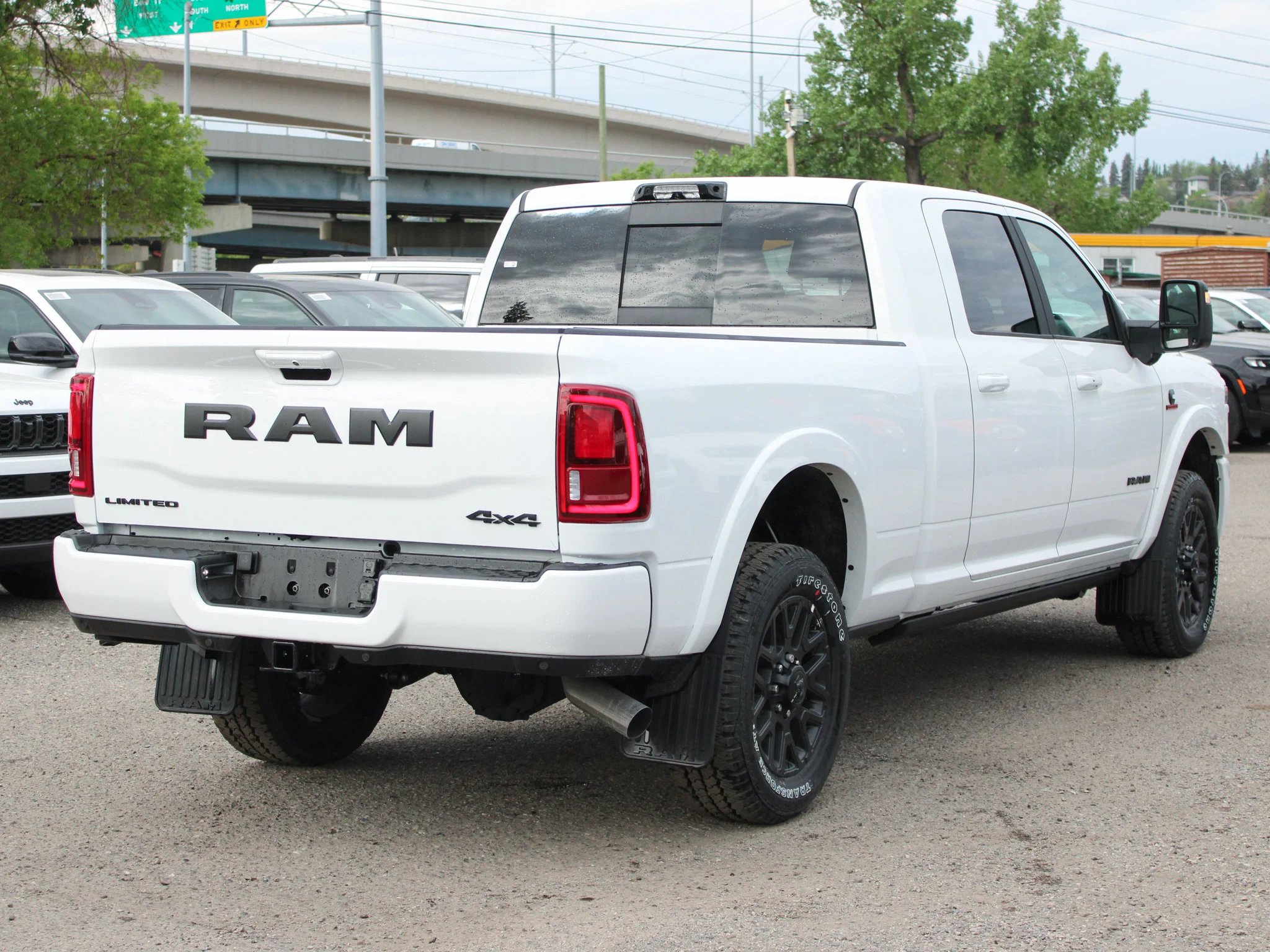 New 2026 White RAM Limited* image 5