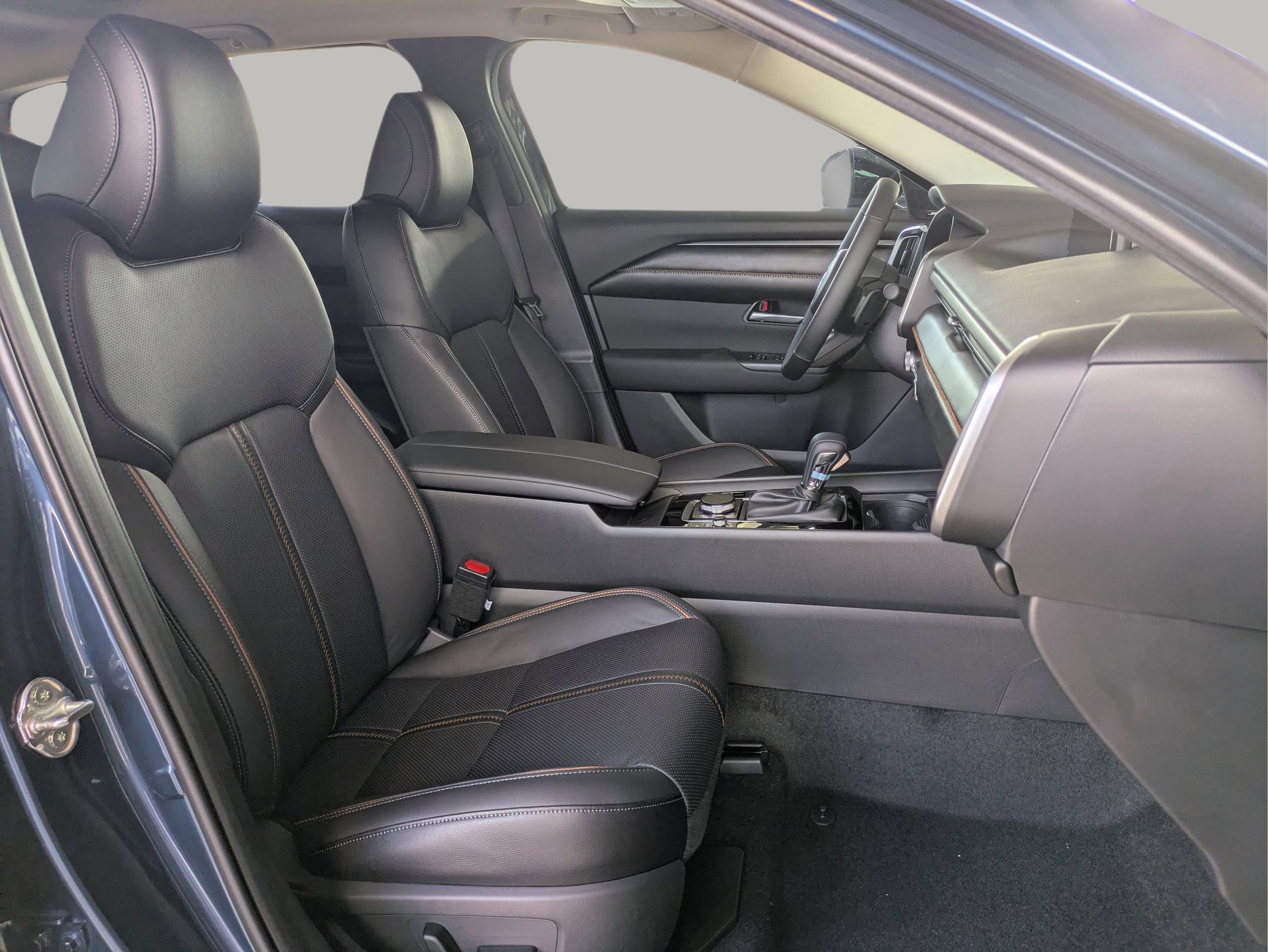 2025 Mazda CX-50 Premium - Photo 14