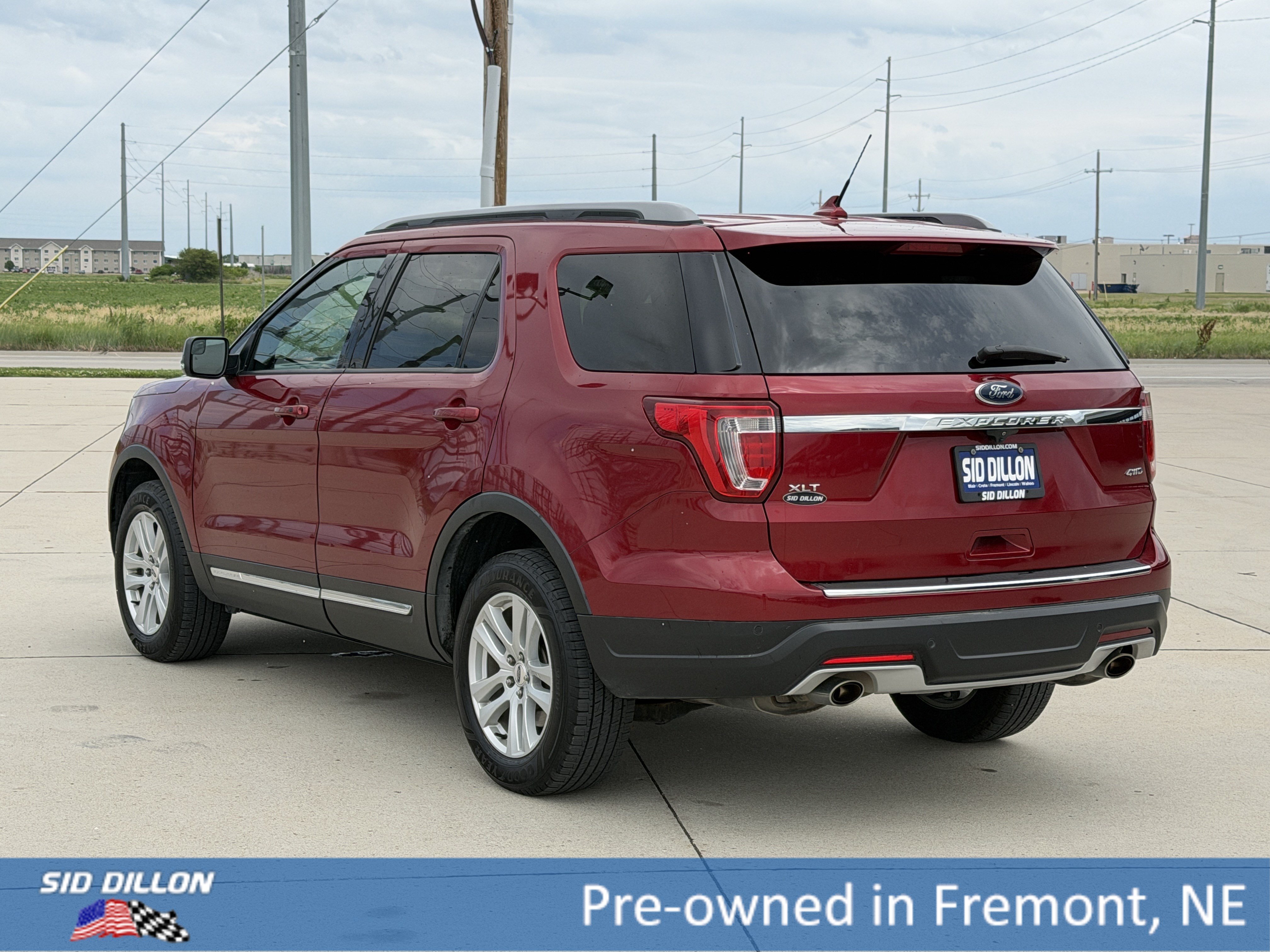 Used 2018 Red Ford XLT image 7