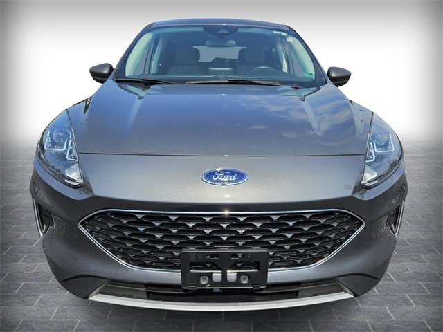 2022 Ford Escape SE photo 2