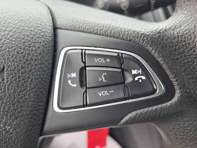 Used 2018 Gray Ford SE image 21
