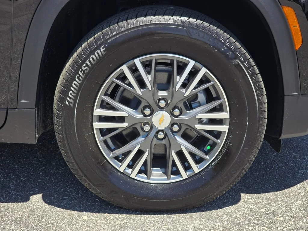 2026 Chevrolet Traverse LT - Photo 16
