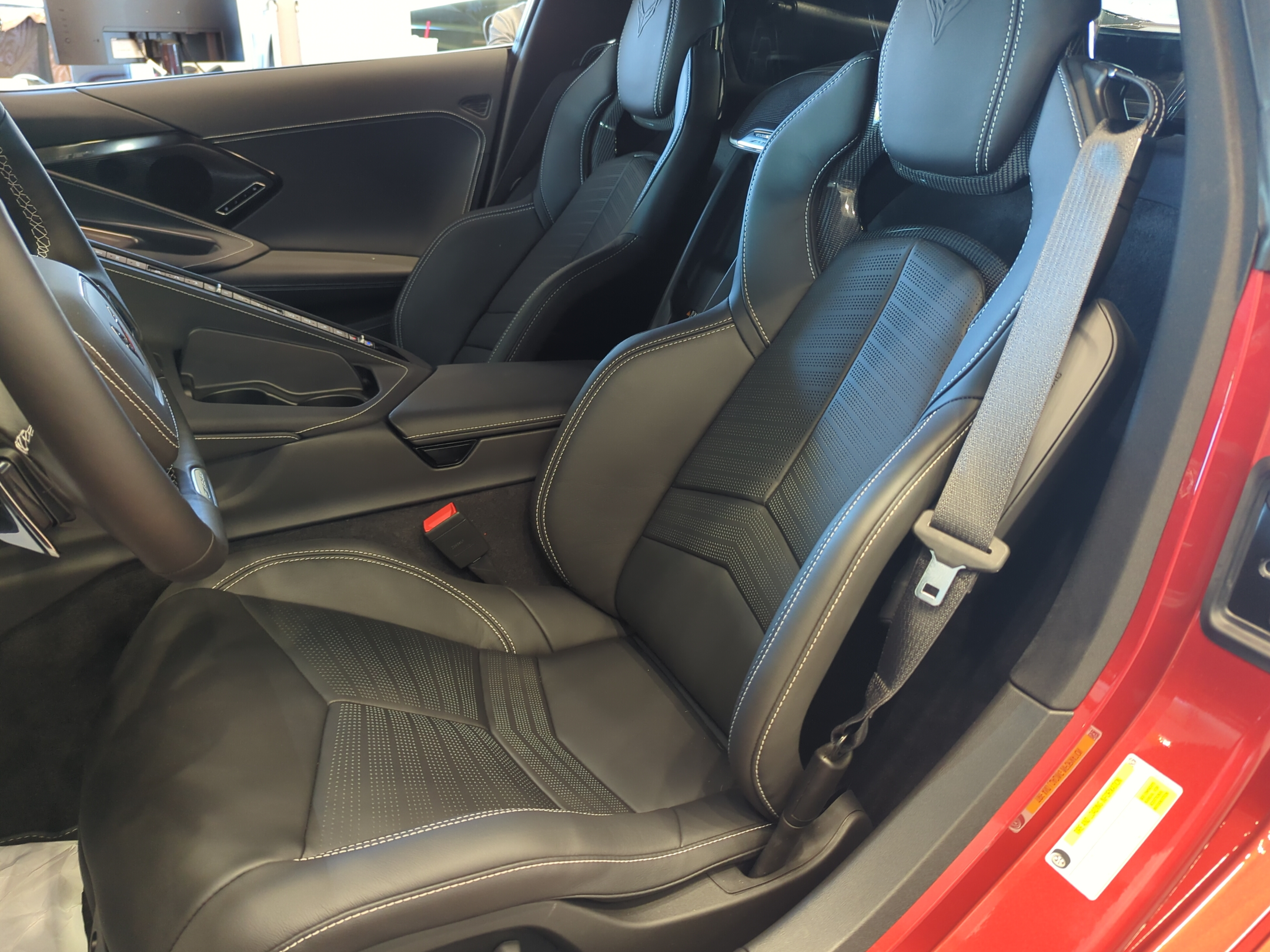 2025 Chevrolet Corvette 2LZ - Photo 17