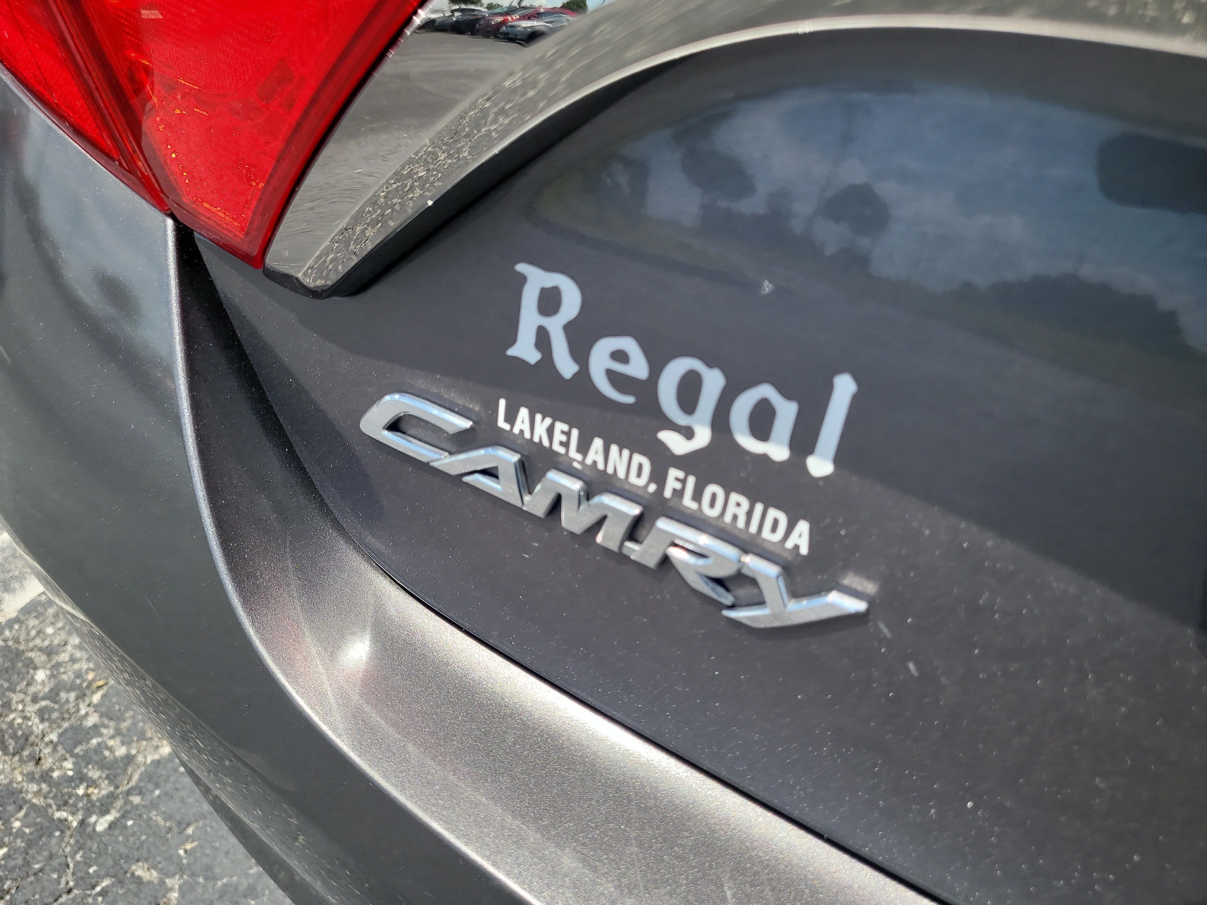 Used 2016 Predawn Gray Mica Toyota XLE image 10