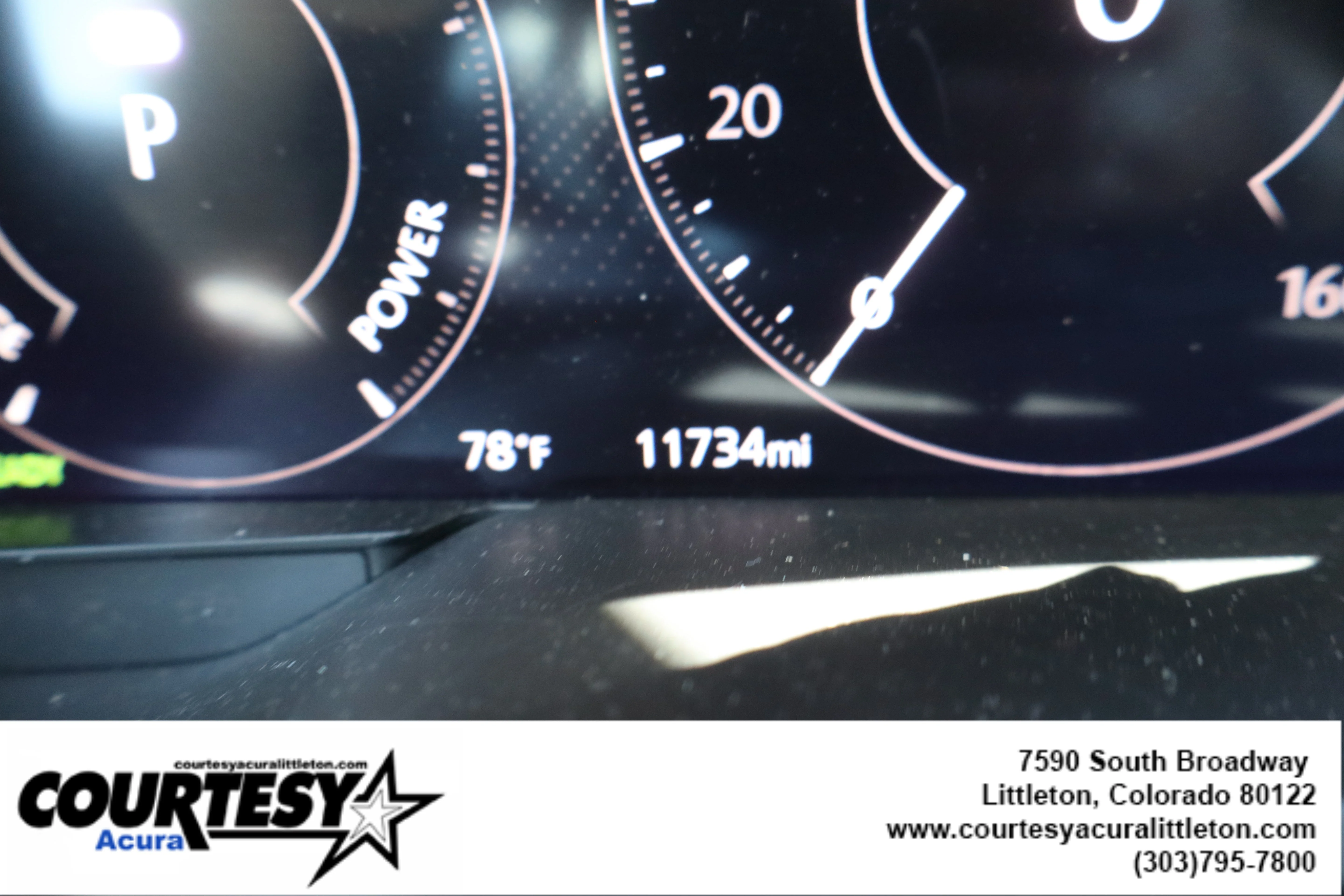 Used 2024 Platinum Quartz Mazda Preferred image 14