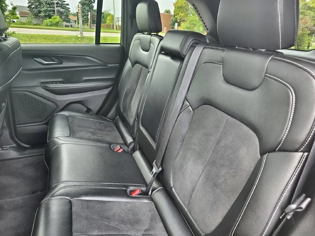 2024 Jeep Grand Cherokee Altitude - Photo 24