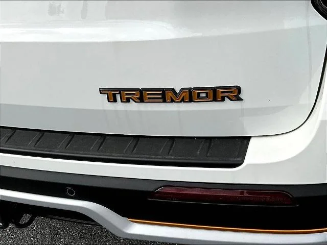 New 2026 Star White Metallic Tri-Coat Ford Tremor® image 43