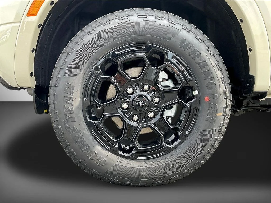 New 2026 Desert Sand Ford XLT image 11