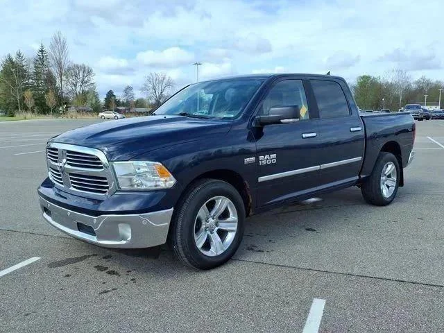 2014 RAM 1500 SLT 4x4 Crew Cab's photo