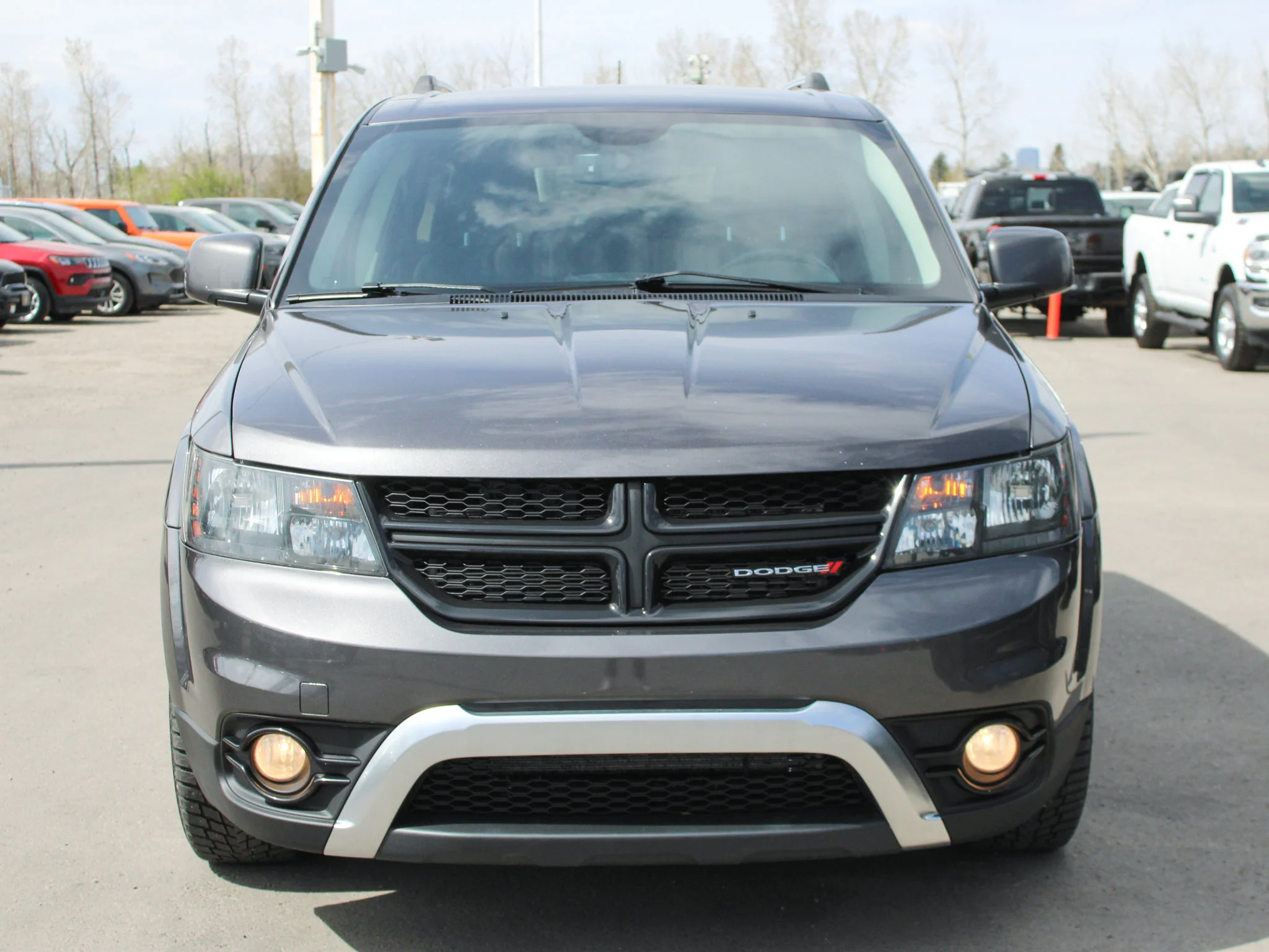 Used 2017 Grey Dodge Crossroad * No Accidents | Heated Seats | V6 | Remote Start | Alpine image 8