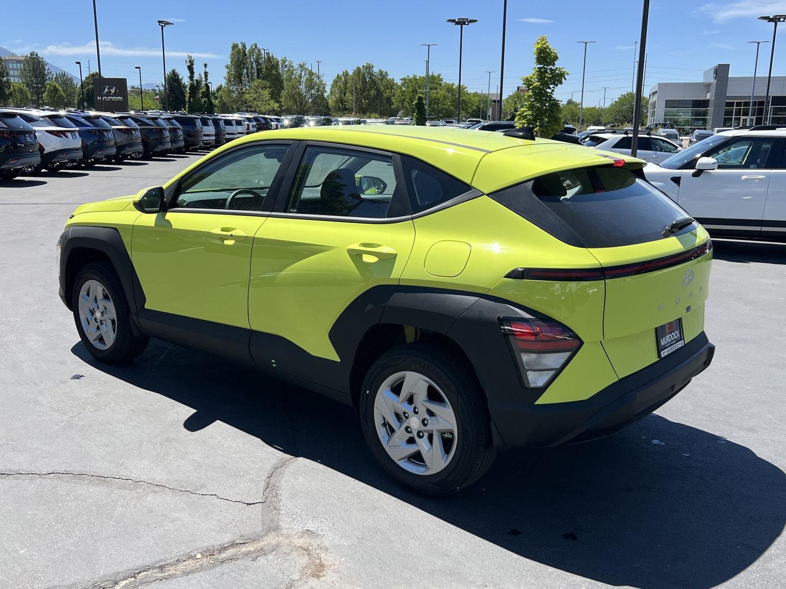 New 2026 Neoteric Yellow Hyundai SE image 11