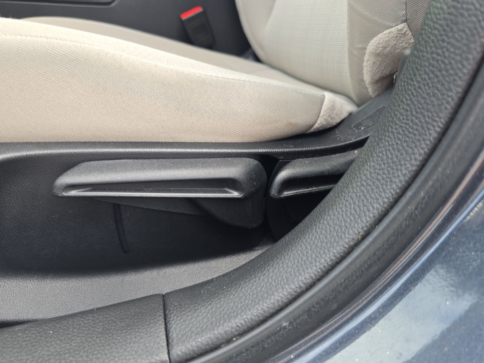 Certified Used 2023 Meteorite Gray Metallic Honda EX image 16