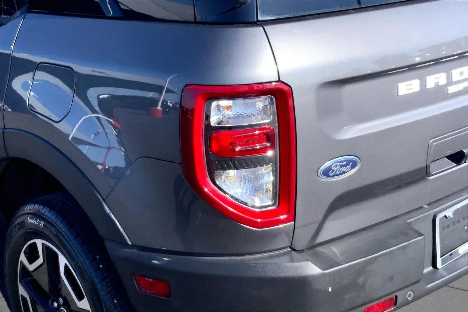Used 2021 Carbonized Gray Metallic Ford Outer Banks image 29