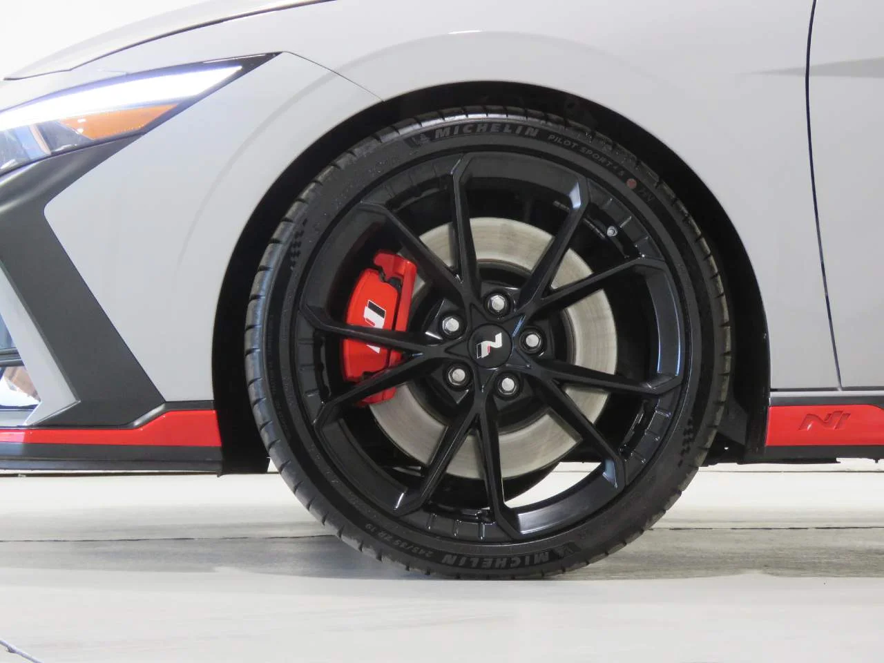 Used 2026 Cyber Gray Metallic Hyundai  image 9