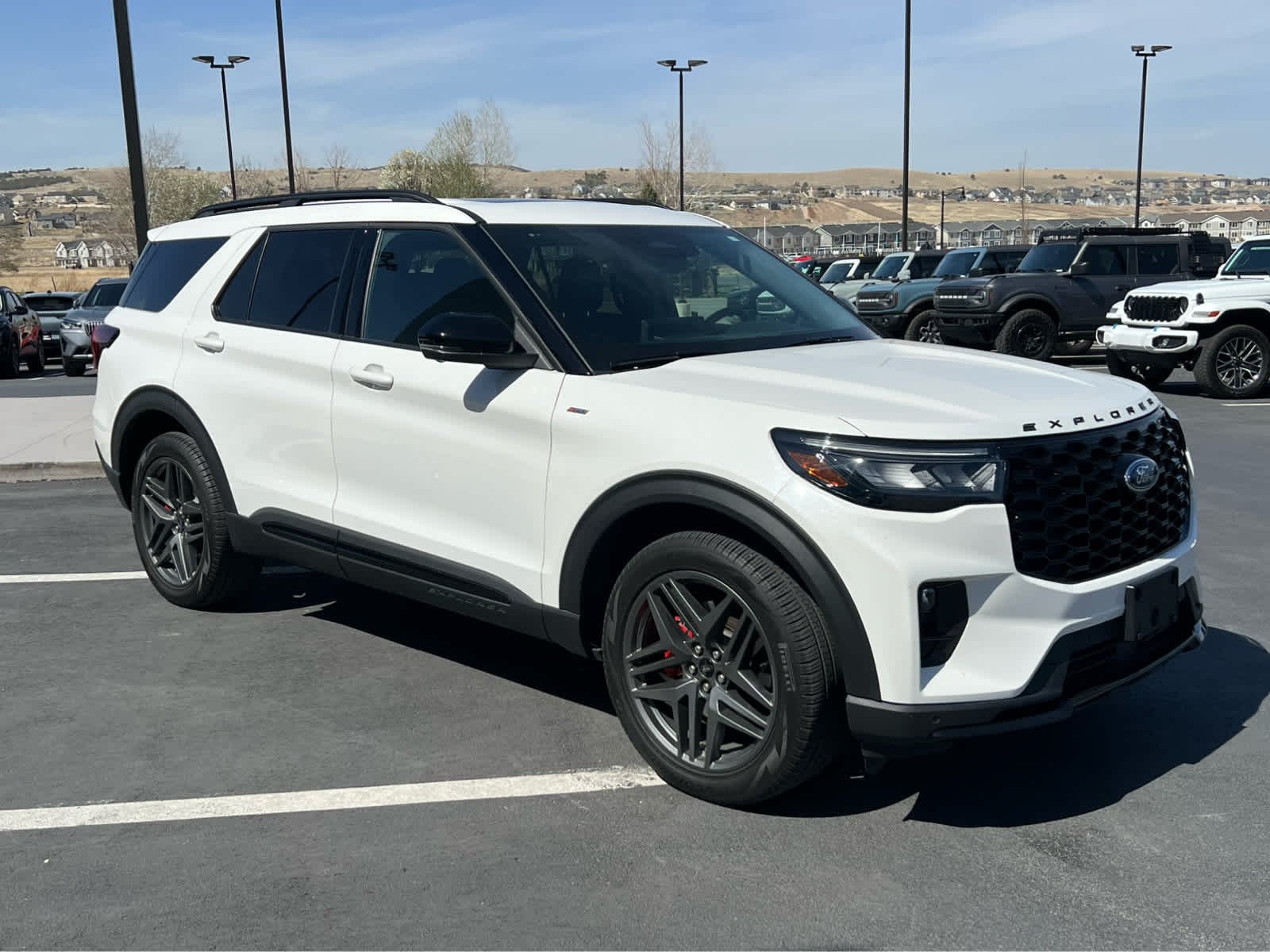 2025 Ford Explorer ST-LINE - Photo 5