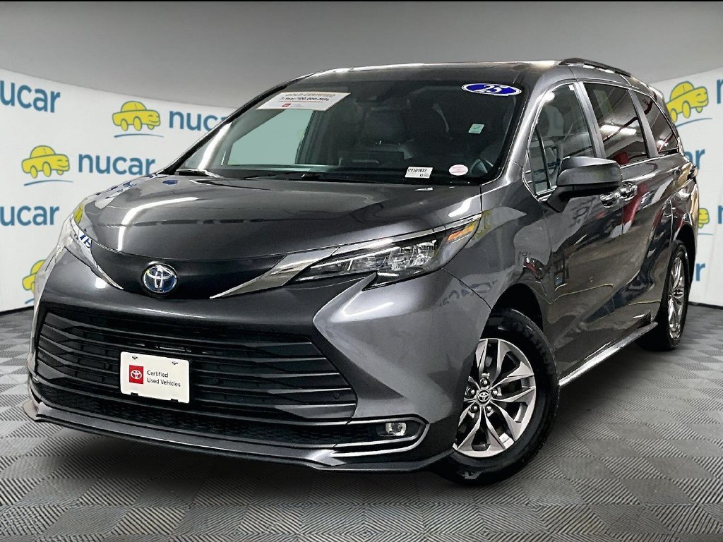 Used 2025 Magnetic Gray Metallic Toyota XLE image 3
