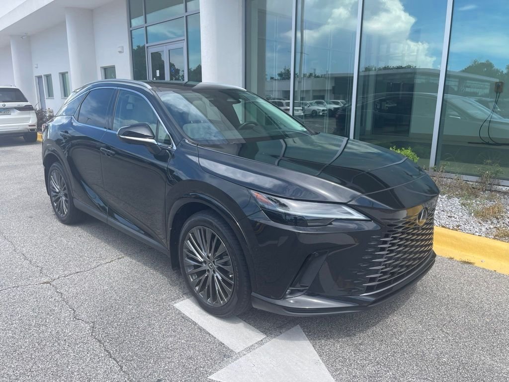Used 2023 Black Lexus 350 Luxury image 1