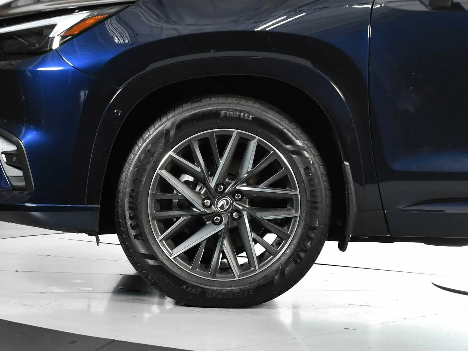 Certified Used 2025 NIGHTFALL MICA Lexus Premium image 13