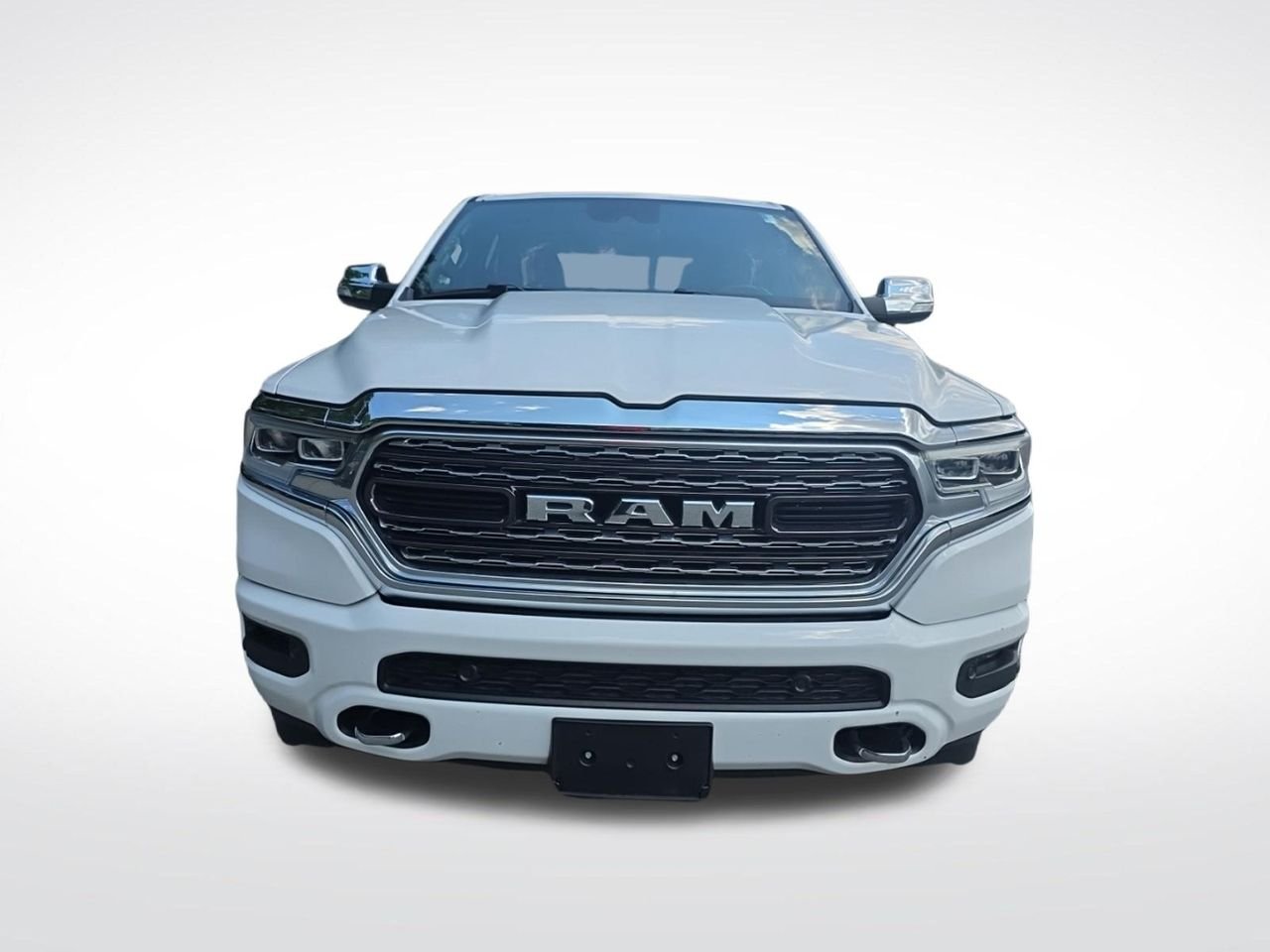 Used 2022 White Ram Limited image 3