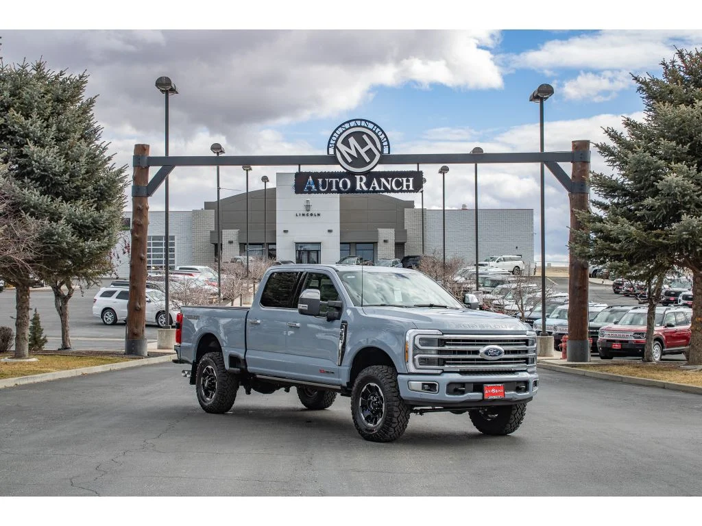 New 2026 Glacier Gray Metallic Tri-Coat Ford Platinum image 1