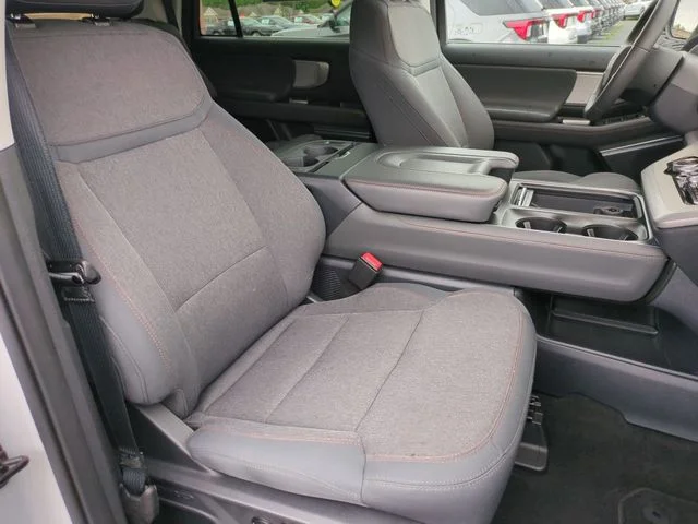 Used 2025 White Ford Active image 34