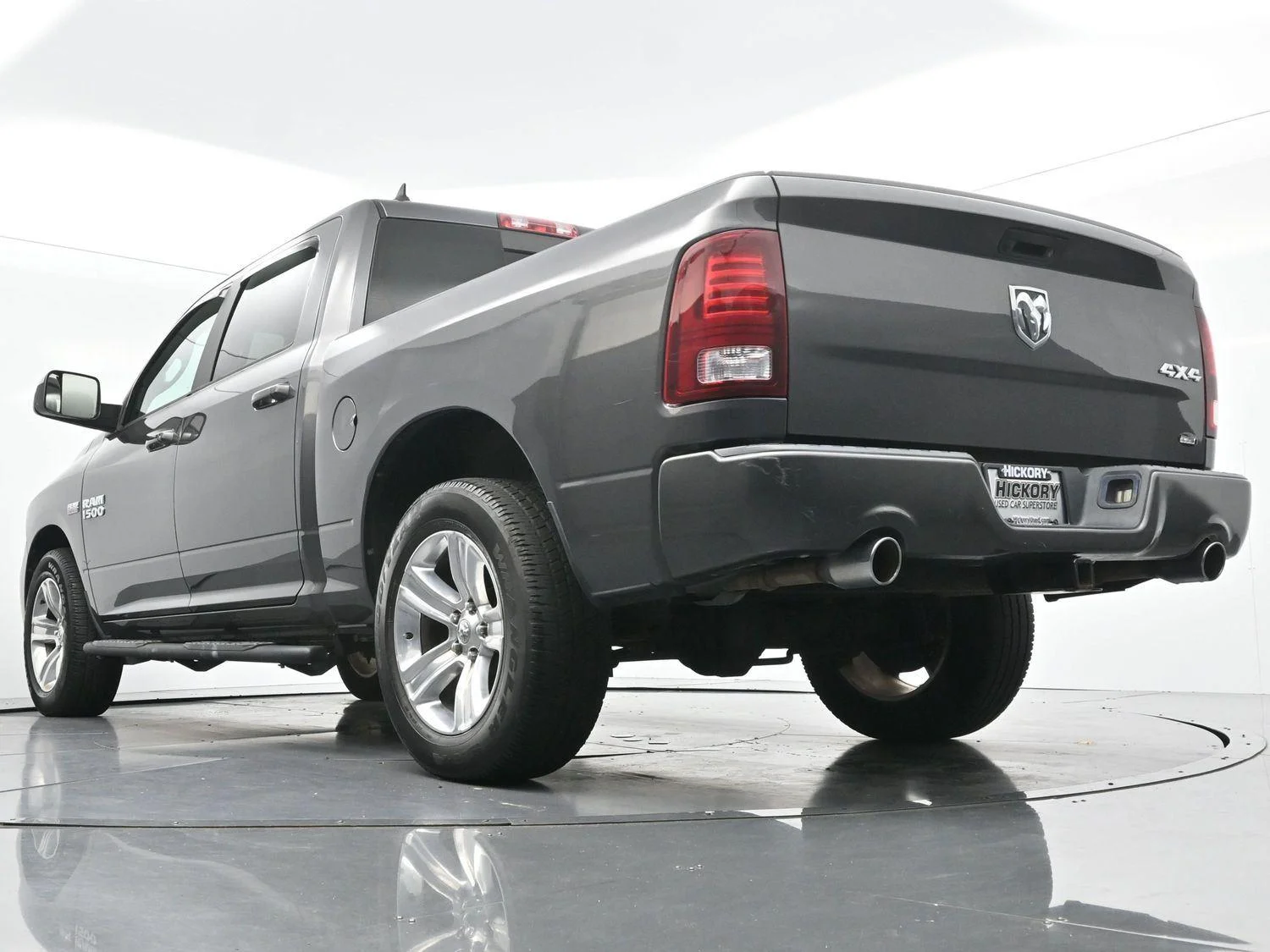Used 2017 Granite Crystal Metallic Clearcoat Ram Sport image 45