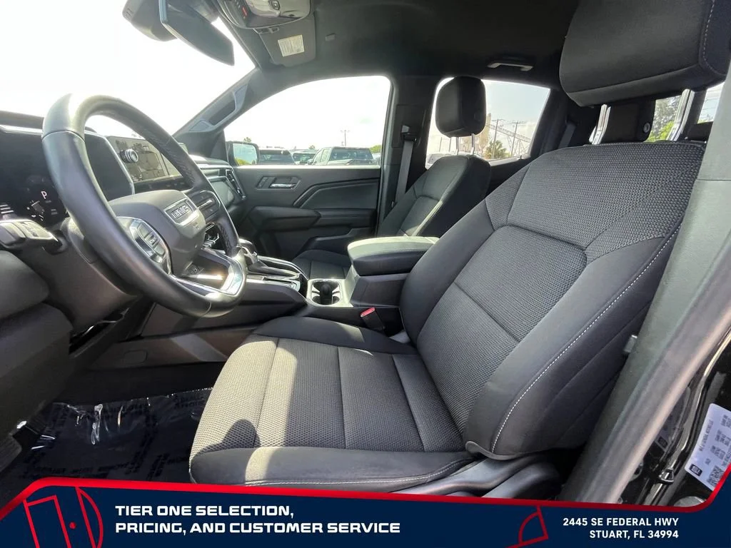 Certified Used 2025 Onyx Black GMC Elevation image 10