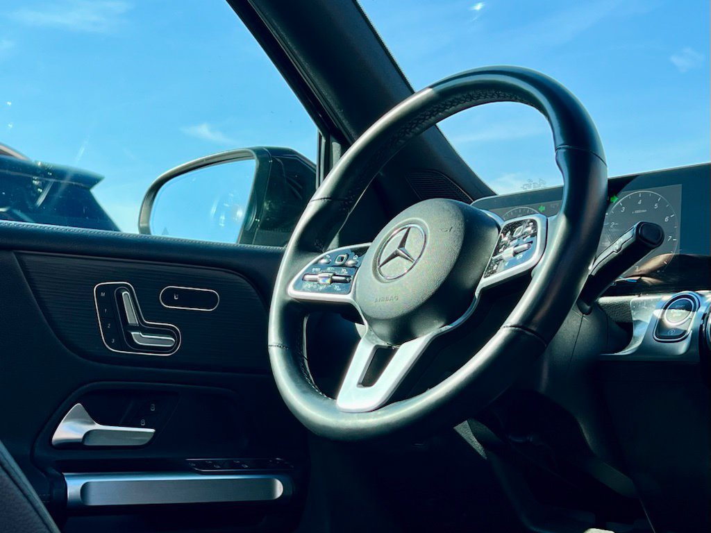 Certified Used 2023 Black Mercedes-Benz GLB 250 image 9