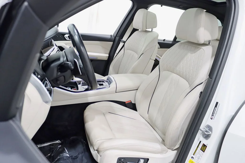 2022 BMW X5 M50i