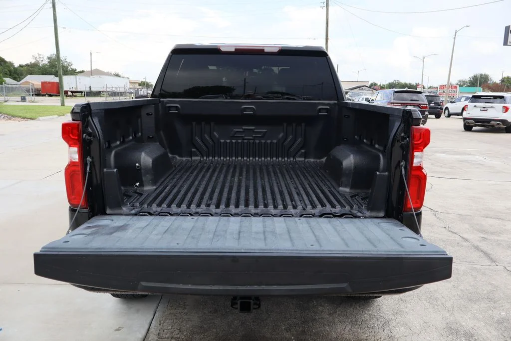 Used 2021 Black Chevrolet RST image 25