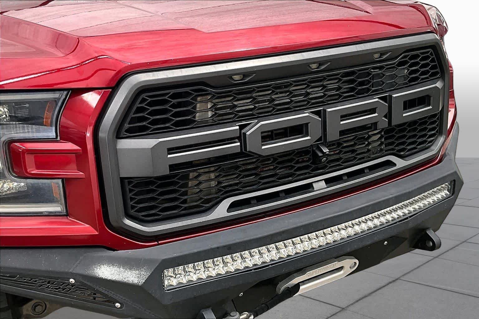 Used 2018 Ruby Red Metallic Tinted Clearcoat Ford Raptor image 30
