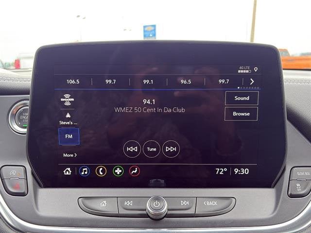 Used 2025 Summit White Chevrolet 2LT image 52