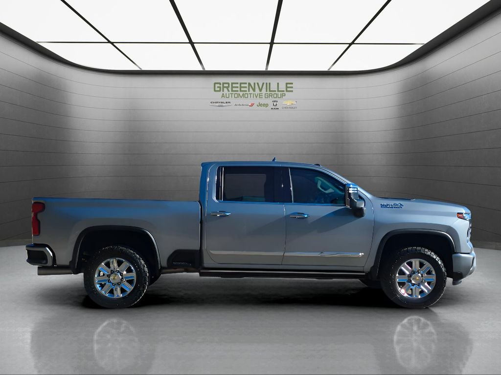 Used 2024 Sterling Gray Metallic Chevrolet High Country Premium Z71 image 10