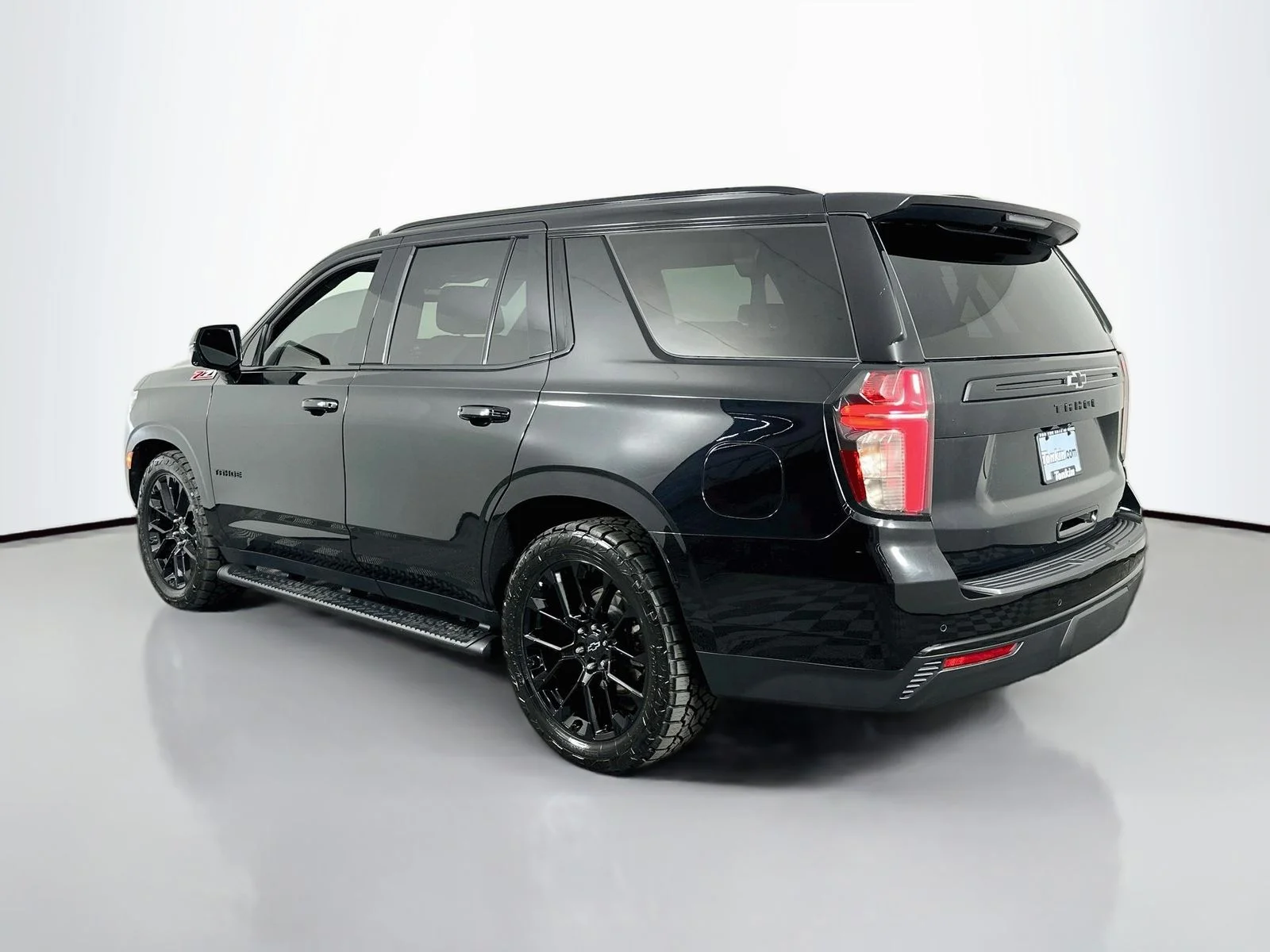 Used 2023 Black Chevrolet Z71 image 6