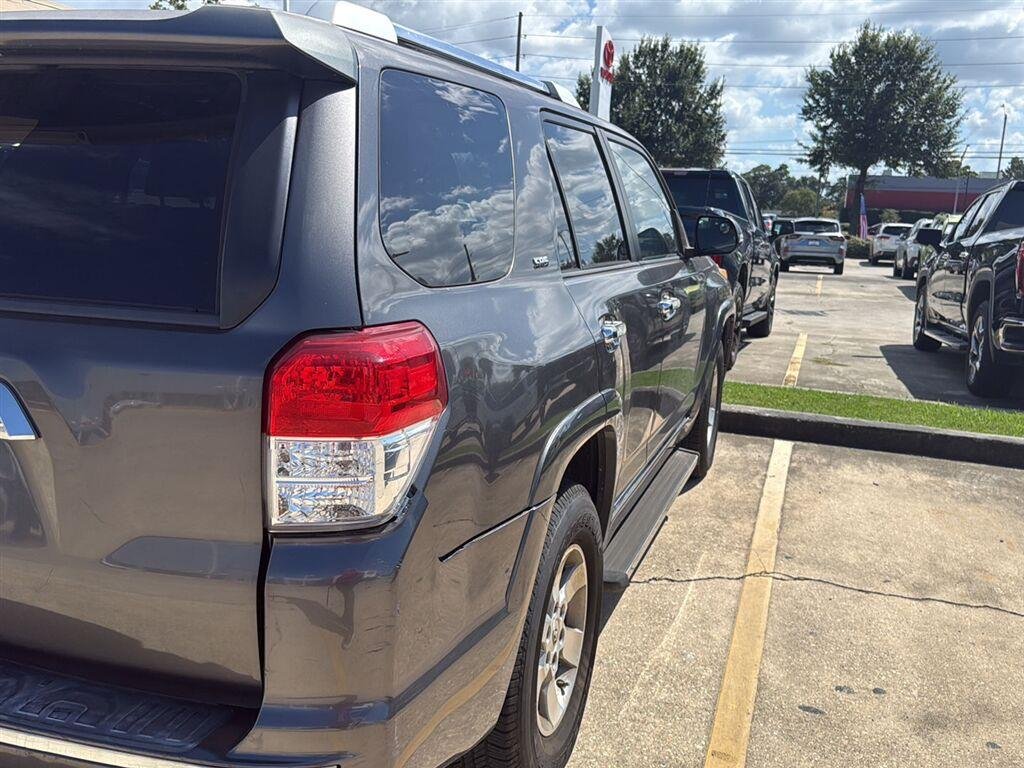 Used 2011 Magnetic Gray Metallic Toyota SR5 image 4