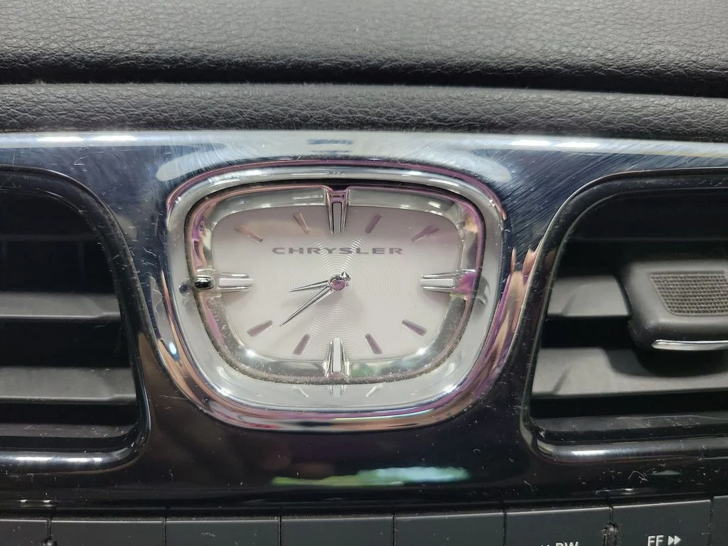 Used 2012 Silver Chrysler Touring image 32