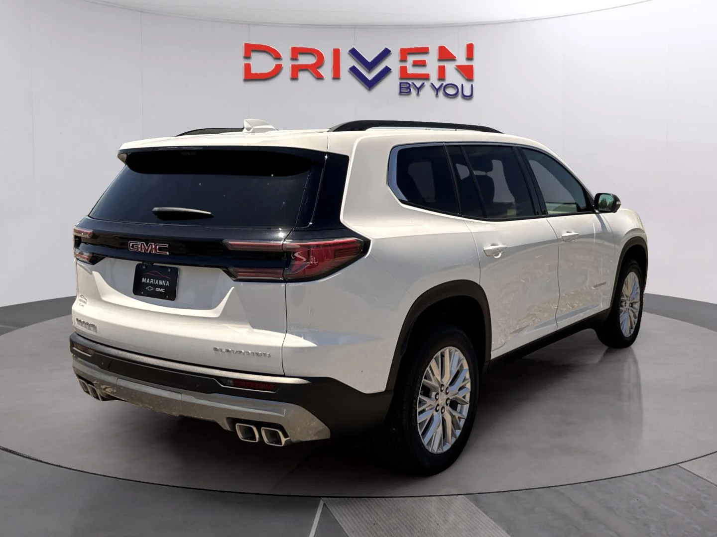 New 2026 Summit White GMC Elevation image 5