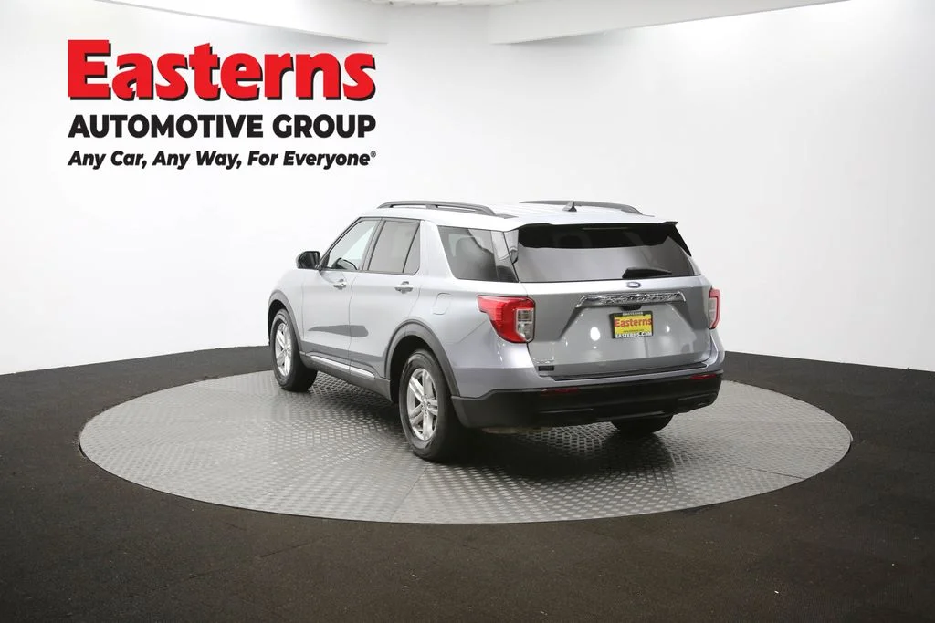 Used 2023 Silver Ford XLT image 96