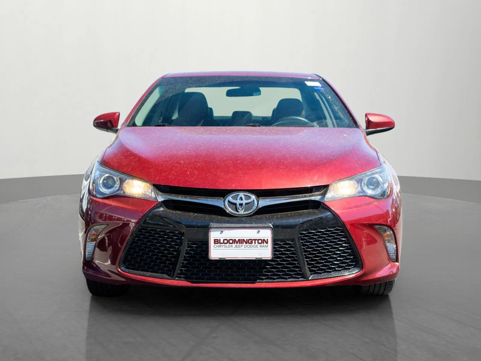 Used 2017 Toyota Camry SE with VIN 4T1BF1FK8HU657098 for sale in Minneapolis, Minnesota