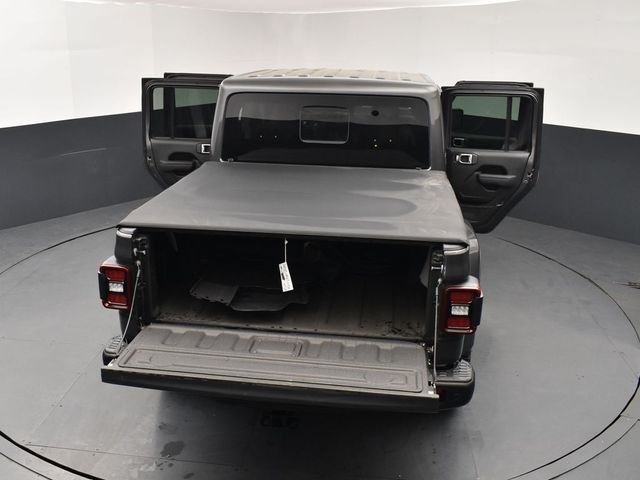 New 2026 Granite Crystal Metallic Clear-Coat Exterior Paint Jeep Shadow Ops image 29